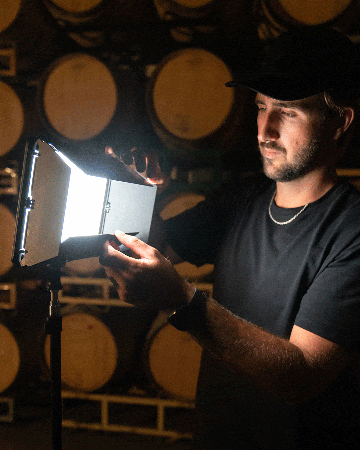 Lume Cube Single Studio Panel Lighting Kit Edge-Lit LED Light Panel with Stand